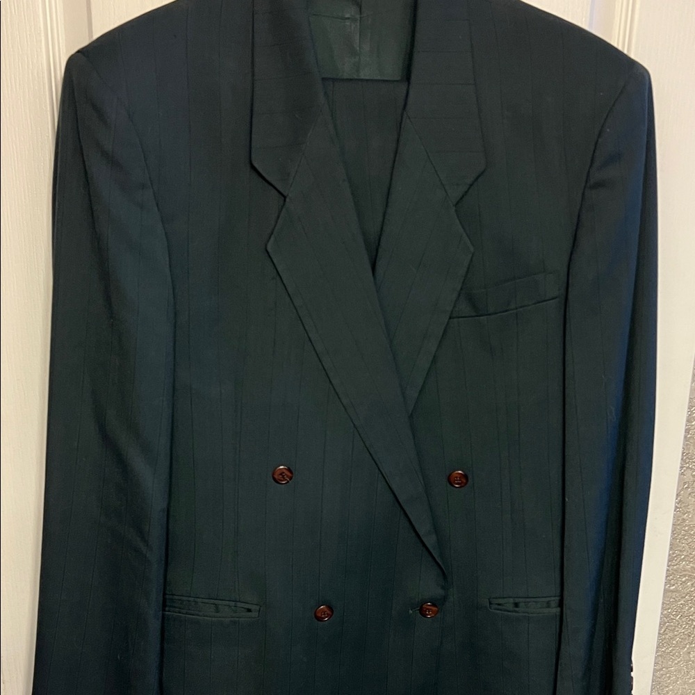 Classic Dark Green Pinstripe Suit 44R - Picture 2 of 15